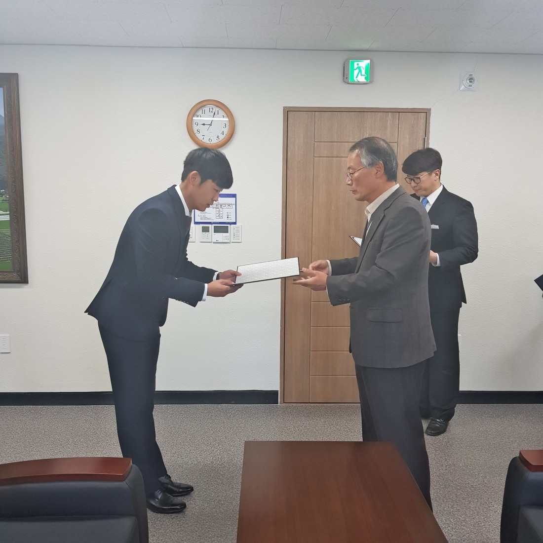 첨부 이미지